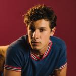 artist image Shawn Mendes Treat You Better Illuminate